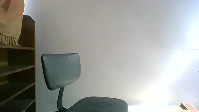 Isisflame online show from 2, 11, 2025