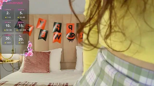 MaryNixon  online show from 28, 10, 2025