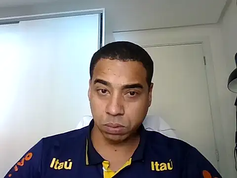 JUNINHOLEKE online show from 18, 9, 2025