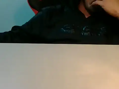 JUNINHOLEKE online show from 22, 9, 2025