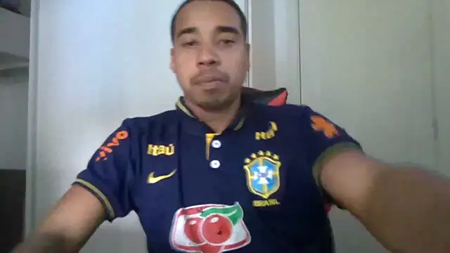 JUNINHOLEKE online show from 3, 10, 2025
