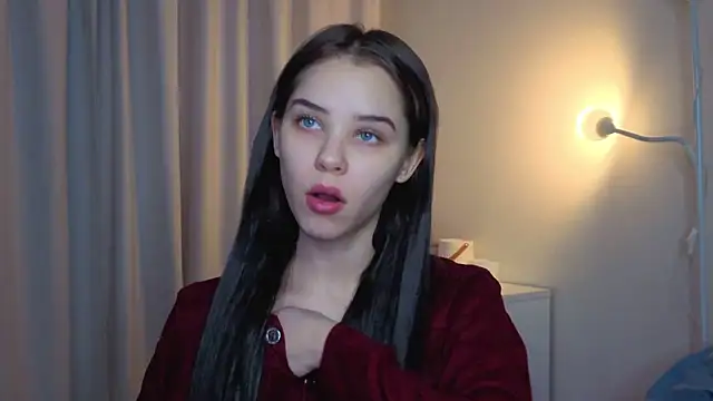 slyshypie online show from 5, 12, 2025