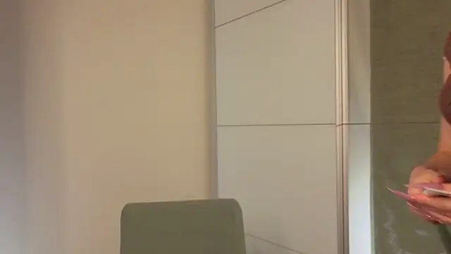 Snapshot of slyshypie chatting on 29, 11, 2025 slyshypie online show from 29, 11, 2025