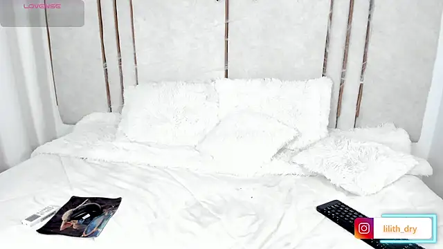 Lilith dry online show from 11, 10, 2025