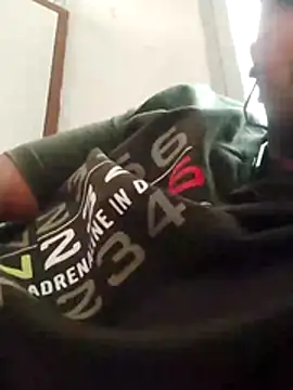 riyamore9623 online show from 8, 2, 2026