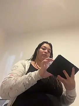 sarahreyess 11 online show from 25, 3, 2026