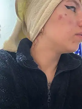 Kitty Melodi online show from 1, 2, 2026