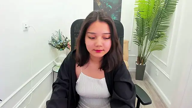 ElliVensda online show from 3, 10, 2025