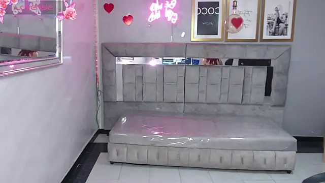 Red Bunny v online show from 7, 4, 2026