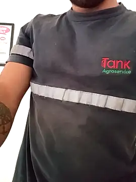 Lushakuiron1 online show from 17, 12, 2025