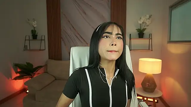 Snapshot of GiaNovak chatting on 13, 1, 2026 GiaNovak online show from 13, 1, 2026