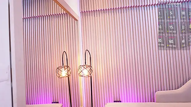 Snapshot of GiaNovak chatting on 16, 10, 2025 GiaNovak online show from 16, 10, 2025