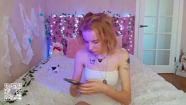 Pink Lila18 online show from 26, 2, 2026