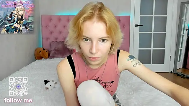 Pink Lila18 online show from 24, 10, 2025