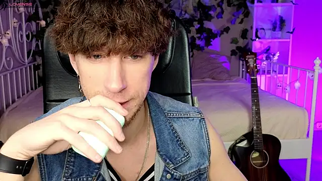 mark caron online show from 2, 11, 2025