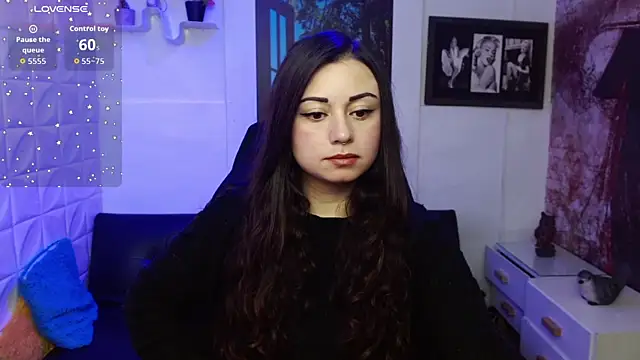 Eva Roussell online show from 11, 11, 2025