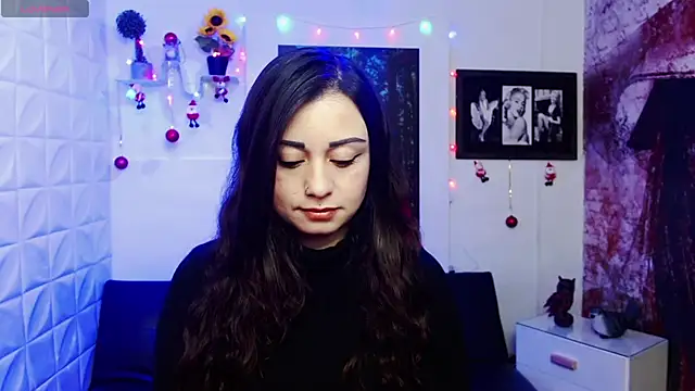 Eva Roussell online show from 14, 12, 2025