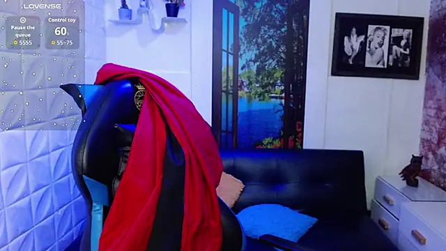 Eva Roussell online show from 18, 11, 2025