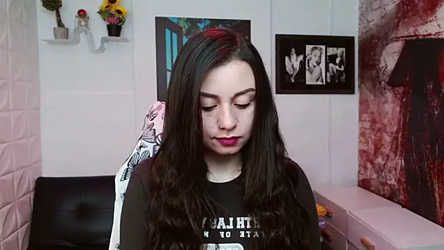 Eva Roussell online show from 4, 3, 2026