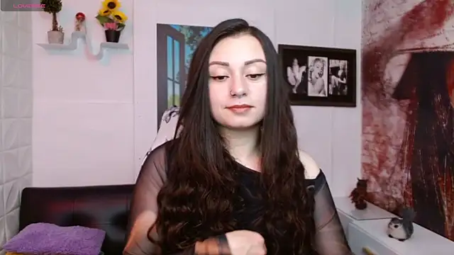 Eva Roussell online show from 21, 4, 2026