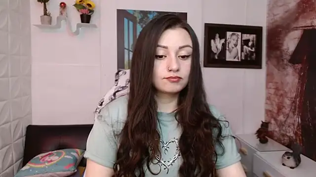 Eva Roussell online show from 22, 4, 2026