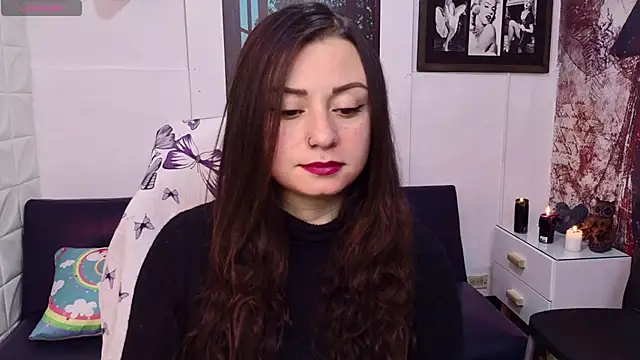Snapshot of Eva_Roussell chatting on 9, 5, 2026 Eva Roussell online show from 9, 5, 2026