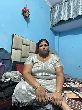Snapshot of hotymarry chatting on 25, 5, 2026 hotymarry online show from 25, 5, 2026