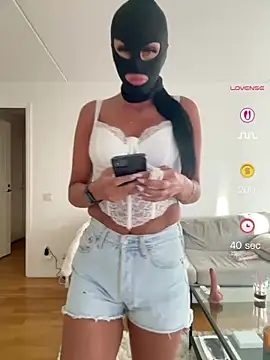 Snapshot of swedishbaddie chatting on 13, 6, 2026 swedishbaddie online show from 13, 6, 2026