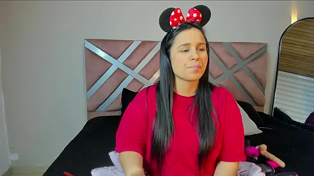  adahara queen online show from 26, 10, 2025