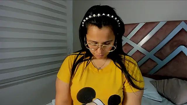  adahara queen online show from 20, 10, 2025