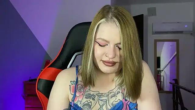 Mia Kamp online show from 21, 9, 2025
