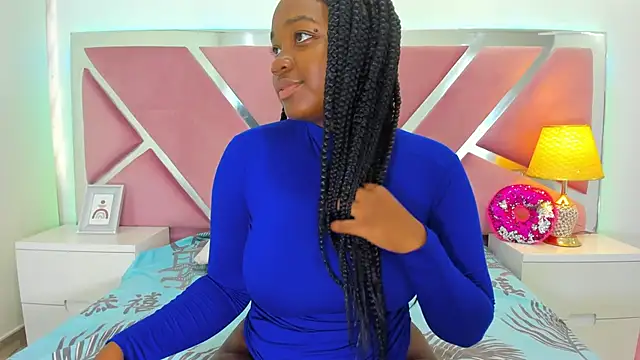 Snapshot of SulyClarck chatting on 19, 11, 2025 SulyClarck online show from 19, 11, 2025