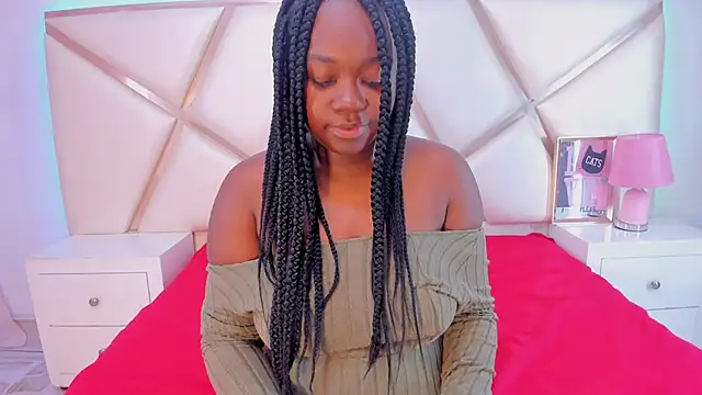 Snapshot of SulyClarck chatting on 7, 10, 2025 SulyClarck online show from 7, 10, 2025