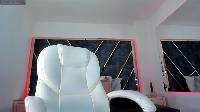 SusanaHenao online show from 26, 3, 2026