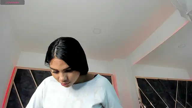 SusanaHenao online show from 1, 4, 2026