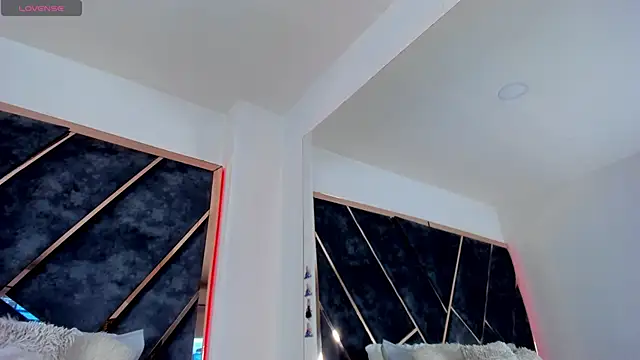 Snapshot of SusanaHenao chatting on 14, 11, 2025 SusanaHenao online show from 14, 11, 2025