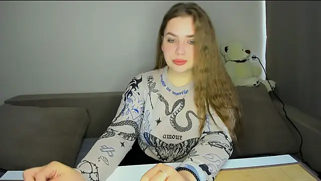 Snapshot of yourgem__ chatting on 7, 5, 2026 yourgem online show from 7, 5, 2026