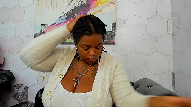 Anaa Fuentess online show from 6, 11, 2025