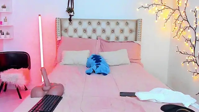 LenaStylesOA online show from 24, 3, 2026