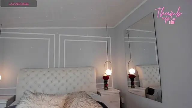 sakura Gomez online show from 23, 4, 2026