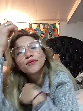 Snapshot of Licethf00x chatting on 3, 11, 2025 Licethf00x online show from 3, 11, 2025