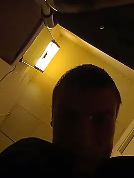 jizzyglizzy92 online show from 12, 2, 2026