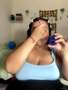 luna sweet16 online show from 26, 9, 2025