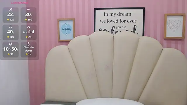 alyssabunnyy online show from 23, 4, 2026