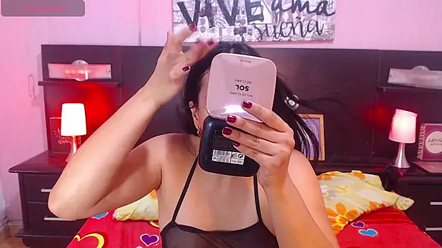 alyssabunnyy online show from 2, 11, 2025