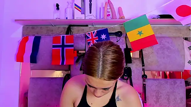 Natasha-Adams online show from 8, 7, 2026