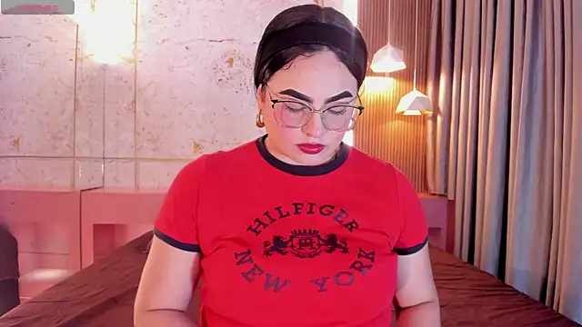 sofiiacarson online show from 10, 7, 2026