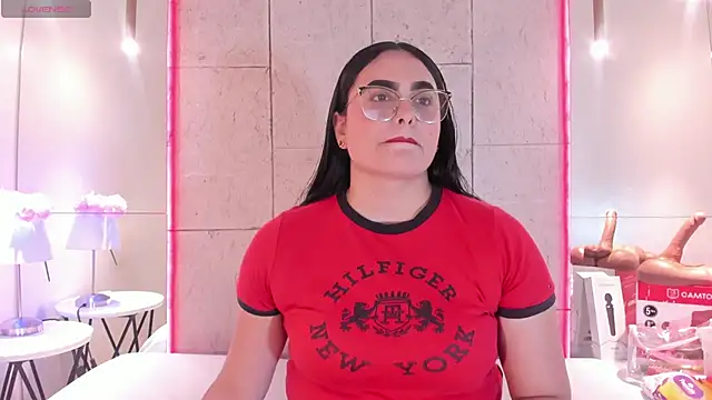 sofiiacarson online show from 9, 6, 2026
