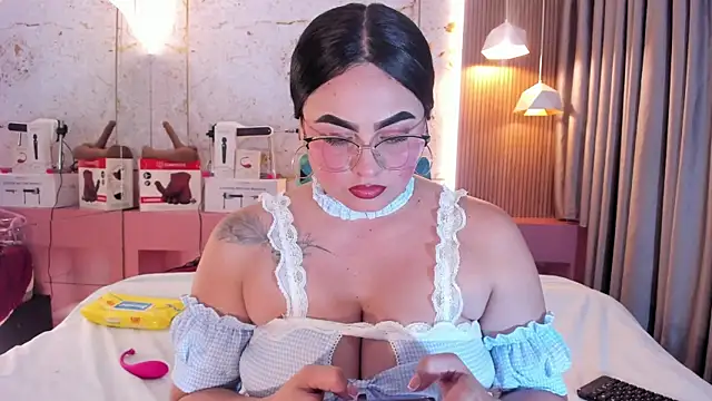 sofiiacarson online show from 24, 7, 2026