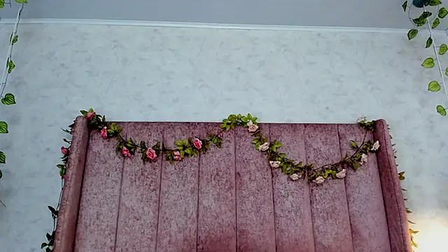 AnyaJay online show from 9, 4, 2026